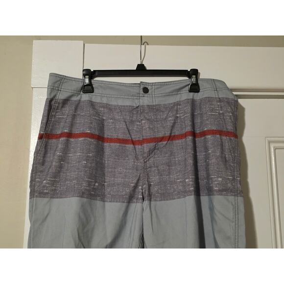Quiksilver Amphibian Hybrid Men's Gray Swim Shorts Trunks Size 34 - Picture 2 of 9